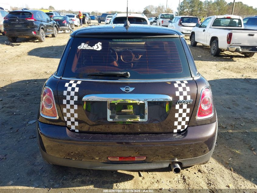 2013 Mini Hardtop Cooper VIN: WMWSU3C55DT687774 Lot: 43977503