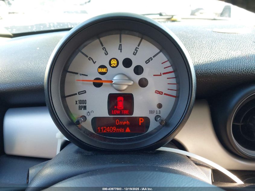 2013 Mini Hardtop Cooper VIN: WMWSU3C55DT687774 Lot: 43977503