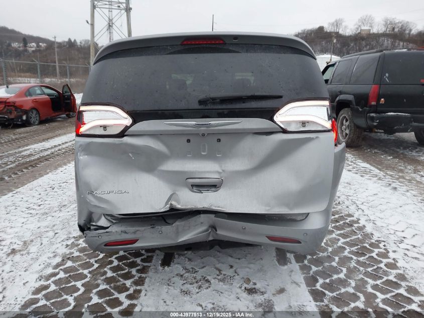 2019 Chrysler Pacifica Touring Plus VIN: 2C4RC1FG9KR589518 Lot: 43977513