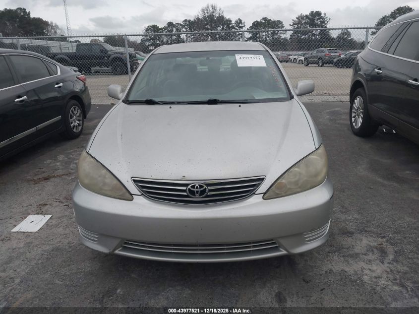 2005 Toyota Camry Le VIN: 4T1BE32K55U03417 Lot: 43977521