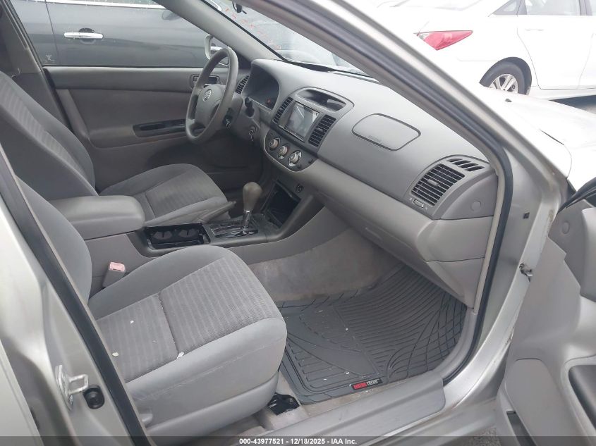 2005 Toyota Camry Le VIN: 4T1BE32K55U03417 Lot: 43977521