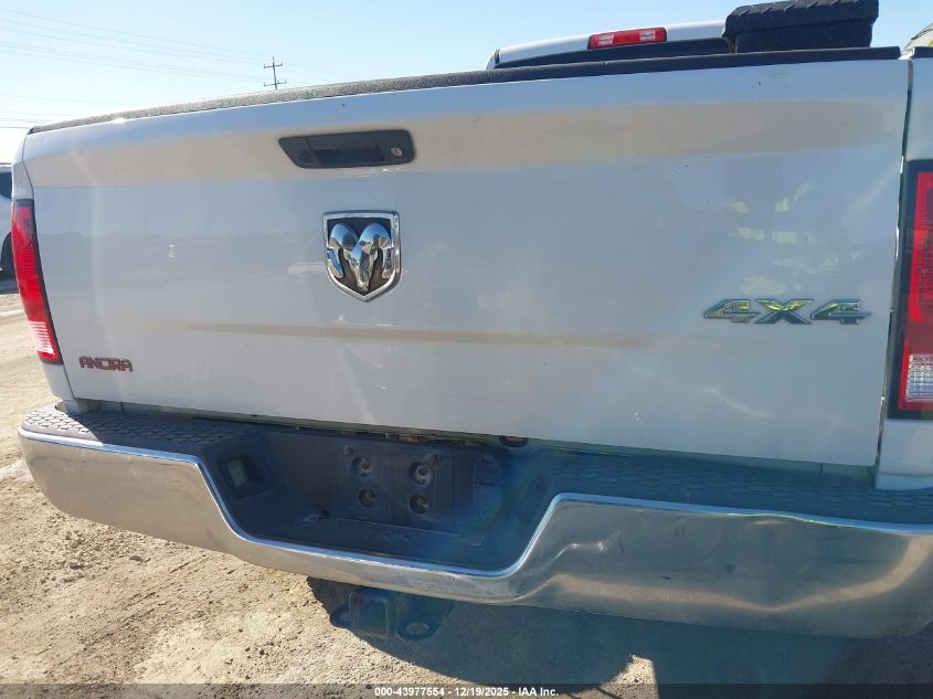 2018 Ram 2500 Tradesman 4X4 8' Box VIN: 3C6UR5HL5JG418027 Lot: 43977554