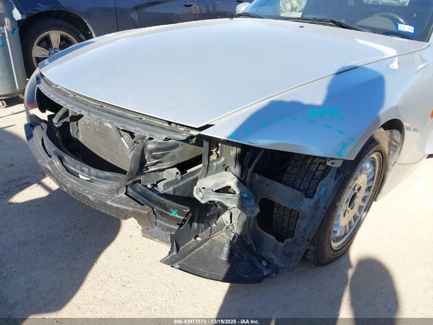 2004 BMW Z4 2.5I VIN: 4USBT33424LS47633 Lot: 43977573