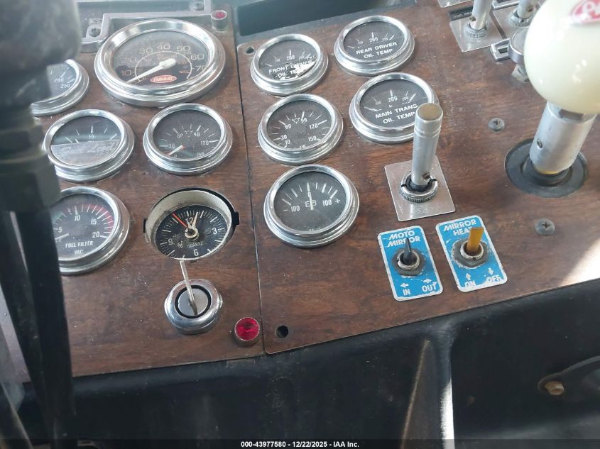 1994 Peterbilt 379 VIN: 1XP5DB9X9RD342587 Lot: 43977580