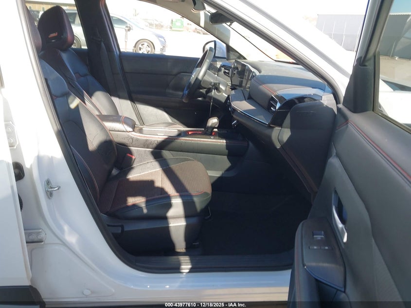 2025 Nissan Kicks Sr Fwd