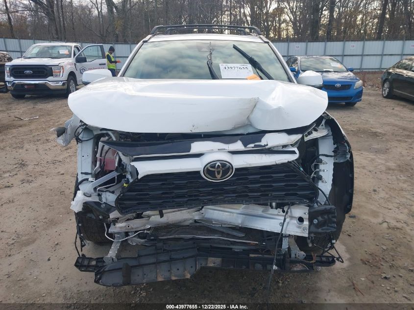 2022 Toyota Rav4 Xle VIN: 2T3W1RFV0NC203568 Lot: 43977655