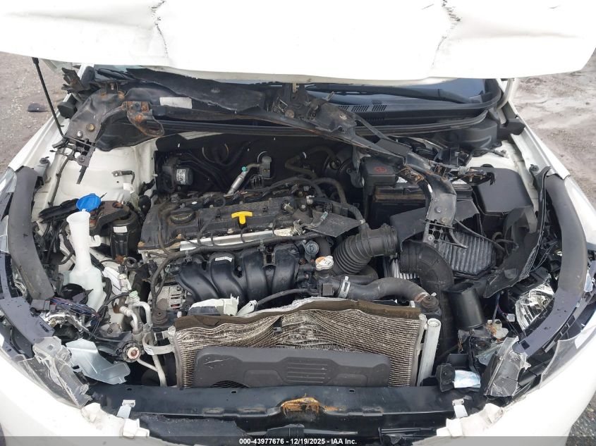 2017 Kia Forte Lx VIN: 3KPFK4A71HE104345 Lot: 43977676