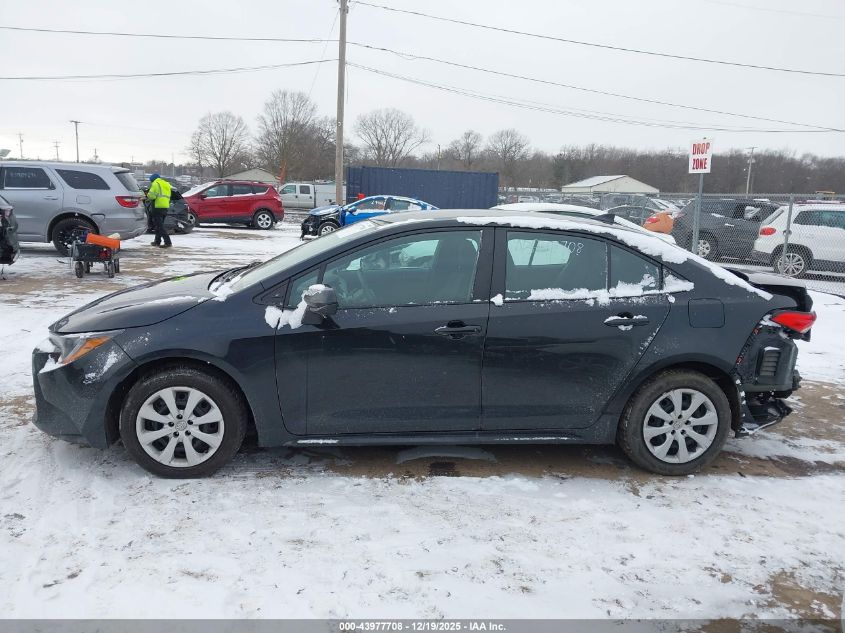 2022 Toyota Corolla Le VIN: 5YFEPMAE4NP373977 Lot: 43977708