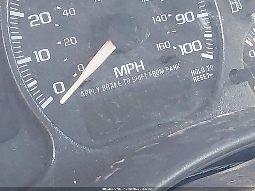 2002 Chevrolet Tahoe Z71 VIN: 1GNEK13Z12R174164 Lot: 43977733