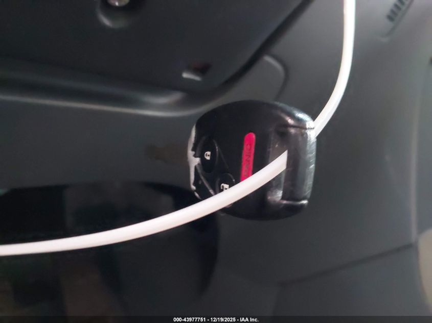 2007 Honda Pilot Lx VIN: 5FNYF18107B028462 Lot: 43977751