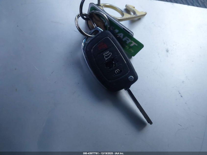 2016 Hyundai Santa Fe Sport 2.4L VIN: 5XYZTDLB6GG321984 Lot: 43977761