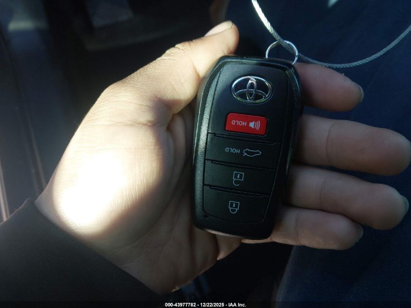 2025 Toyota Camry Le VIN: 4T1DAACK9SU639342 Lot: 43977782