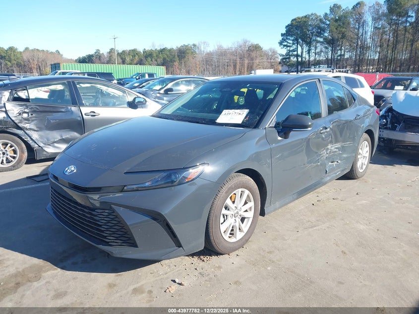 2025 Toyota Camry Le