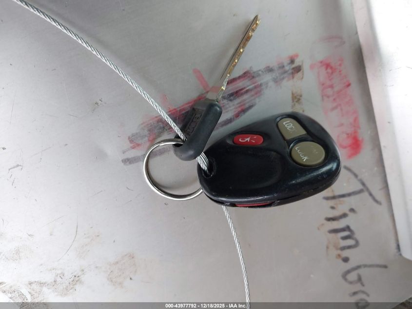 1998 Chevrolet S-10 Ls Fleetside VIN: 1GCCS19X9W8215173 Lot: 43977792