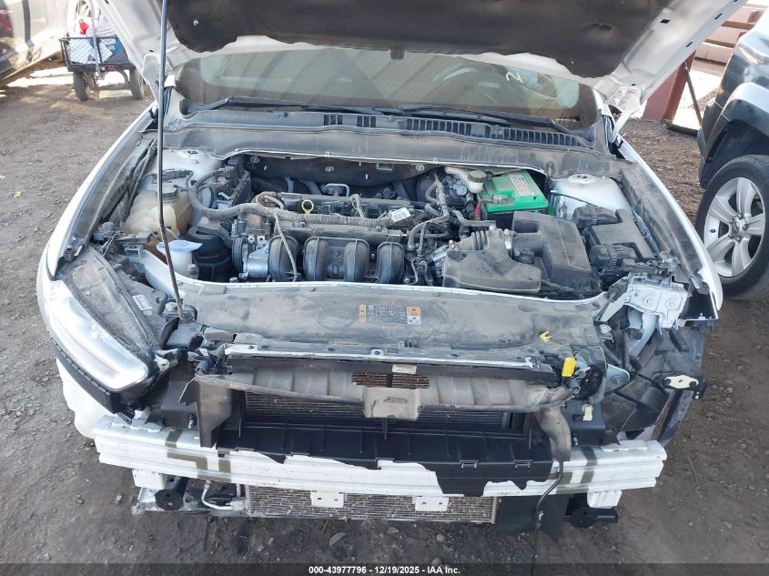 2013 Ford Fusion S VIN: 3FA6P0G70DR215995 Lot: 43977796