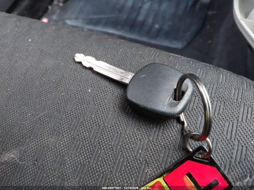 2008 Toyota Yaris S VIN: JTDJT923785191941 Lot: 43977801