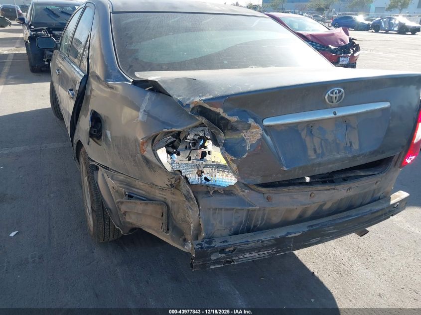 2003 Toyota Camry Le VIN: JTDBE32K730226826 Lot: 43977843