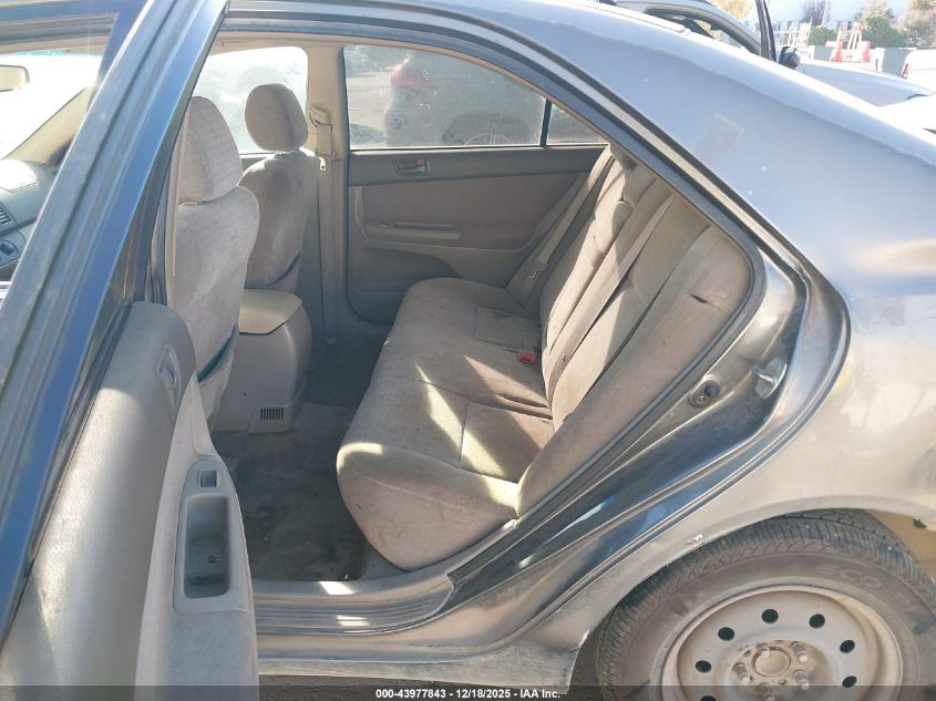 2003 Toyota Camry Le VIN: JTDBE32K730226826 Lot: 43977843