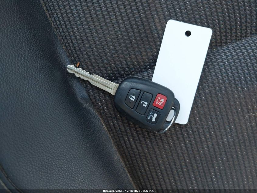 2014 Toyota Corolla S Plus VIN: 5YFBURHE2EP016909 Lot: 43977856