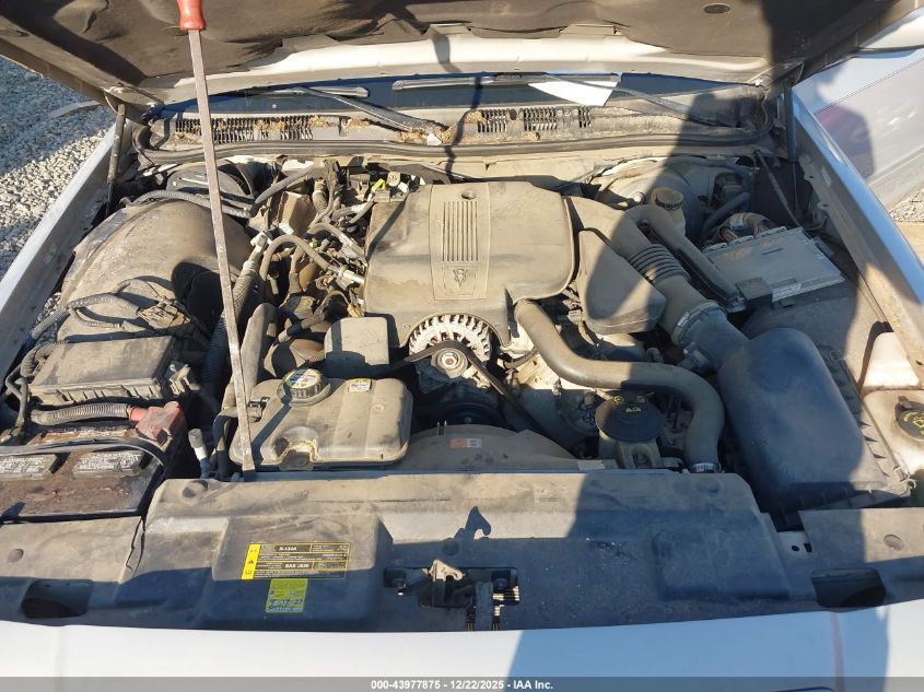 2007 Mercury Grand Marquis Ls VIN: 2MEFM75V07X615220 Lot: 43977875