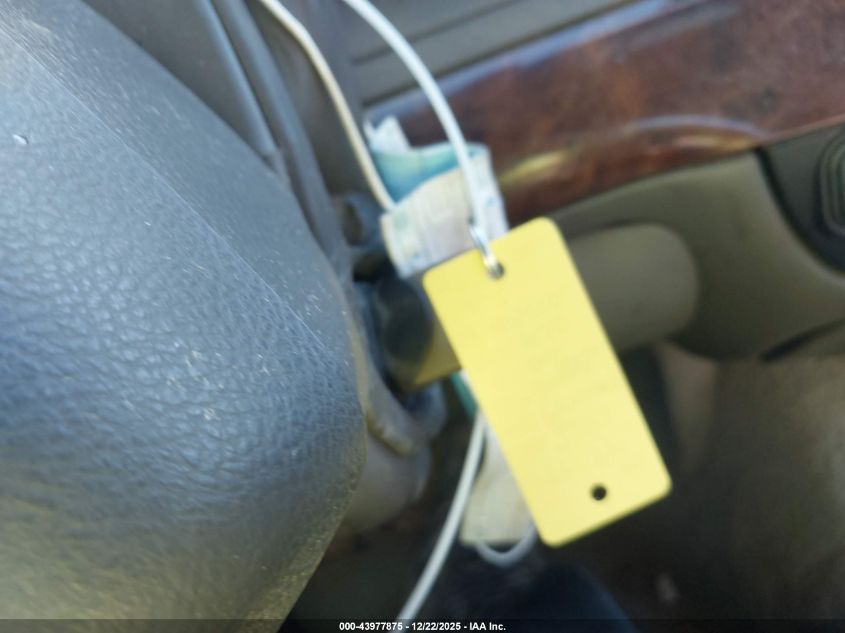 2007 Mercury Grand Marquis Ls VIN: 2MEFM75V07X615220 Lot: 43977875