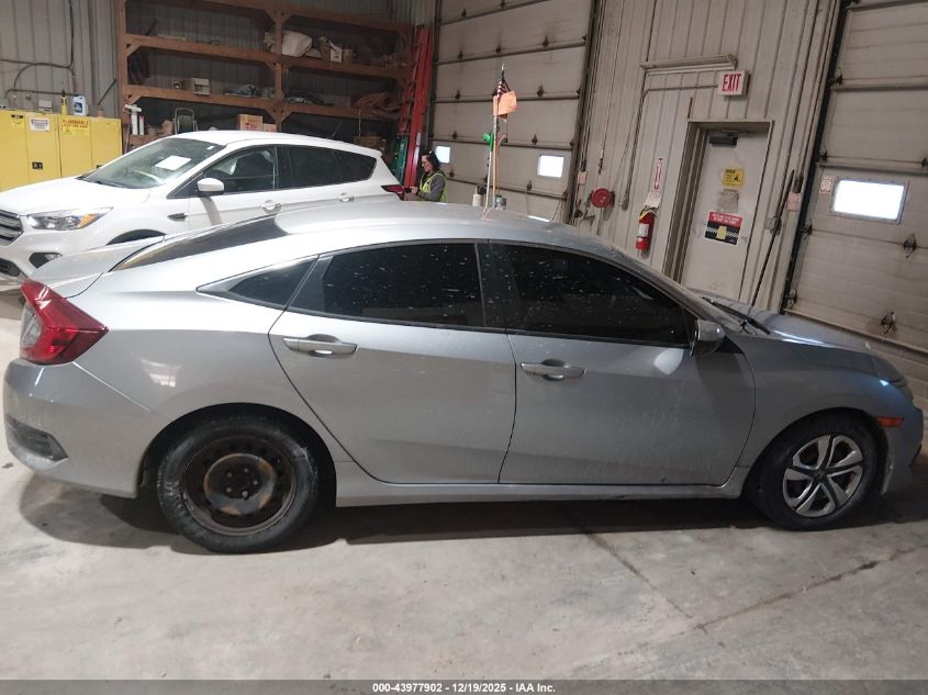 2018 Honda Civic Lx VIN: 2HGFC2F5XJH542687 Lot: 43977902