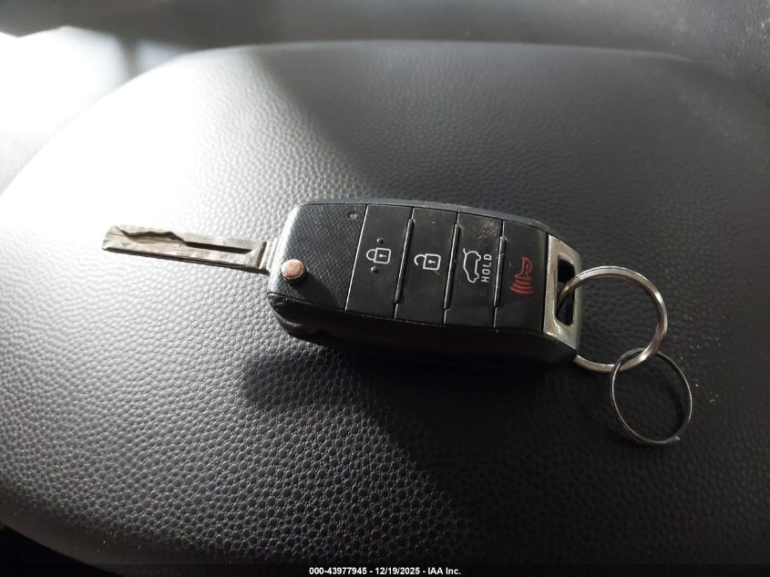 2018 Kia Soul + VIN: KNDJP3A51J7513102 Lot: 43977945