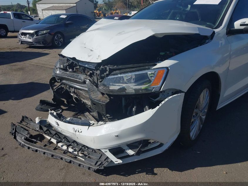 2016 Volkswagen Jetta 1.8T Sel VIN: 3VWL17AJ7GM205636 Lot: 43977973