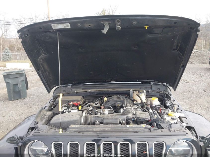 2022 Jeep Wrangler Unlimited Sahara 4X4 VIN: 1C4HJXEG9NW217839 Lot: 43977993