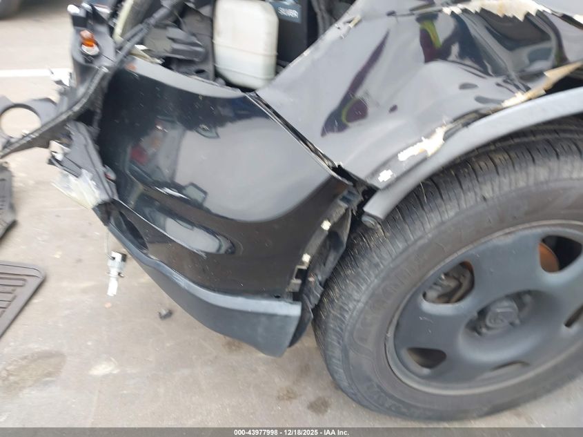 2011 Honda Cr-V Lx VIN: 5J6RE4H33BL020740 Lot: 43977998