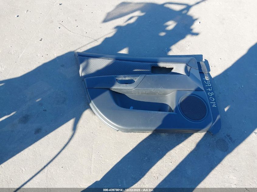 2006 Mazda Mazda3 I VIN: JM1BK32FX61442650 Lot: 43978014