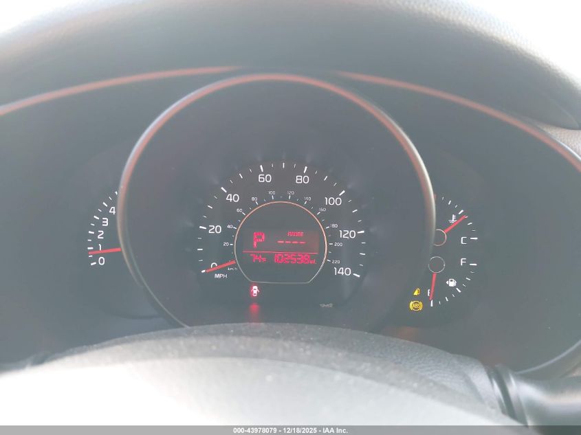 2016 Kia Soul VIN: KNDJN2A29G7369619 Lot: 43978079