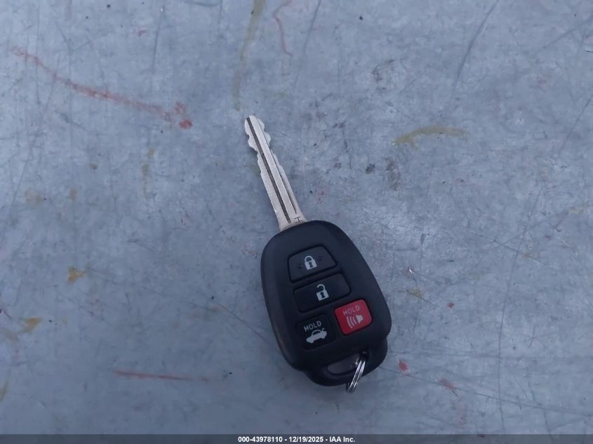 2016 Toyota Camry Le VIN: 4T1BF1FK9GU236781 Lot: 43978110