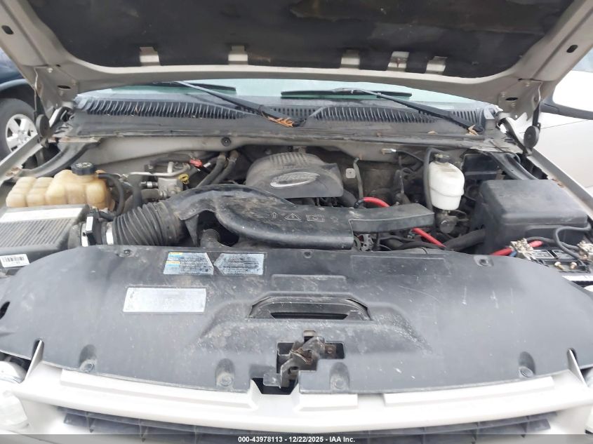 2004 Chevrolet Suburban 1500 Z71 VIN: 3GNFK16Z54G152848 Lot: 43978113