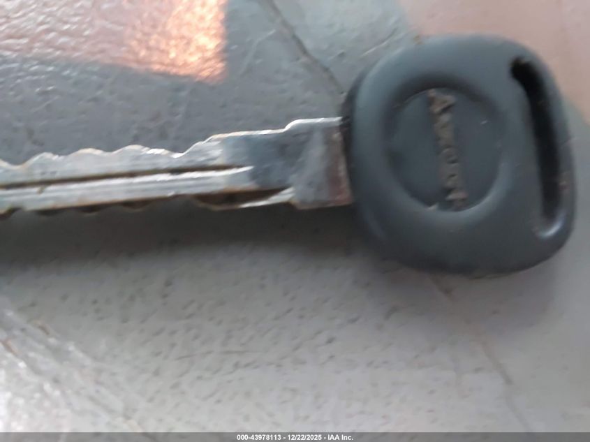 2004 Chevrolet Suburban 1500 Z71 VIN: 3GNFK16Z54G152848 Lot: 43978113