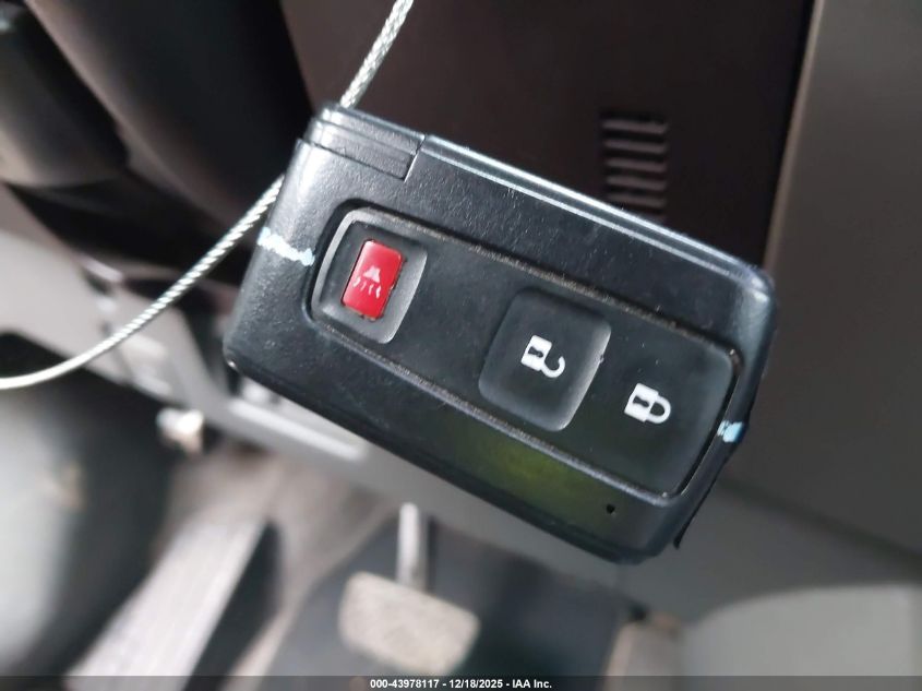 2004 Toyota Prius VIN: JTDKB20U040087020 Lot: 43978117