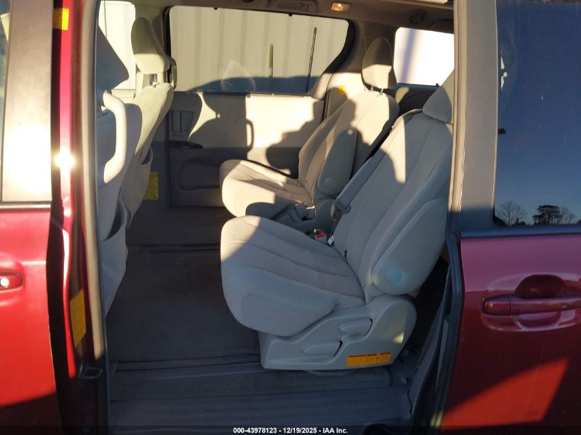 2011 Toyota Sienna Le V6 VIN: 5TDKK3DC8BS093780 Lot: 43978123