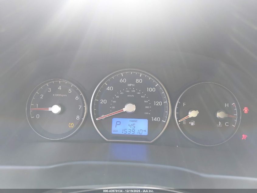 2011 Hyundai Santa Fe Limited V6 VIN: 5XYZKDAG0BG026731 Lot: 43978134