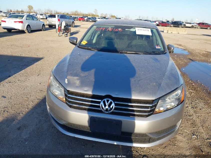 2014 Volkswagen Passat 1.8T S VIN: 1VWAS7A35EC072685 Lot: 43978150