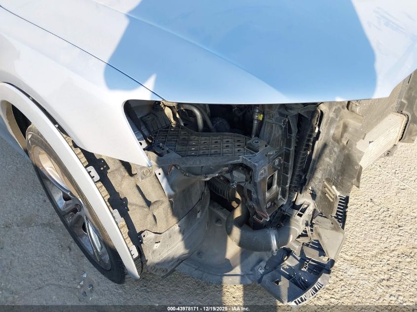 2016 Audi Q3 2.0T Premium Plus VIN: WA1BFCFS7GR012759 Lot: 43978171