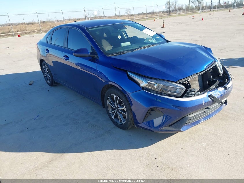 3KPF24AD2PE524412 2023 Kia Forte Lxs auction photo 1