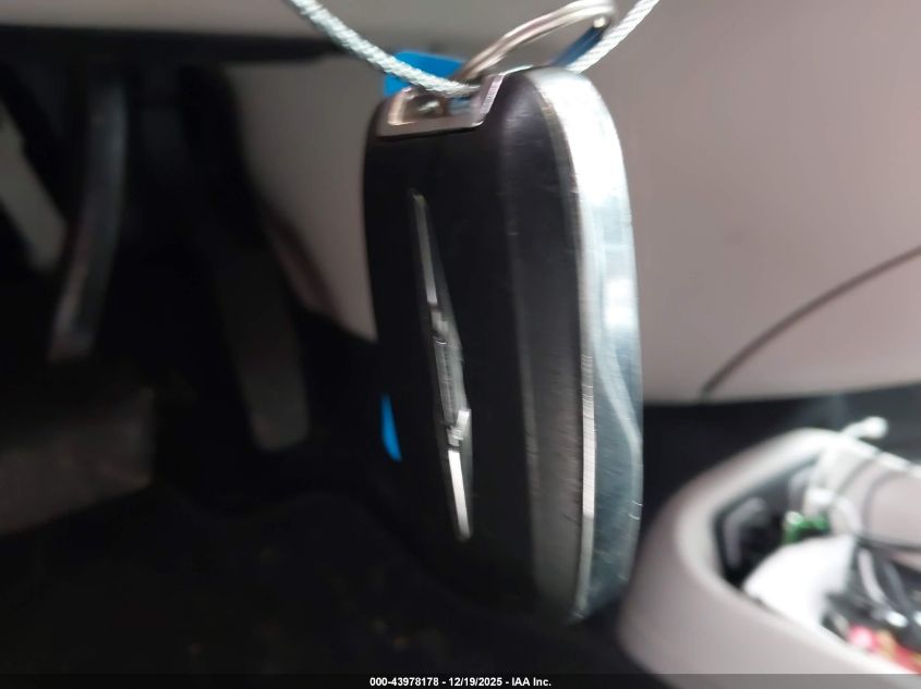 2019 Chrysler Pacifica Touring L VIN: 2C4RC1BG9KR673120 Lot: 43978178