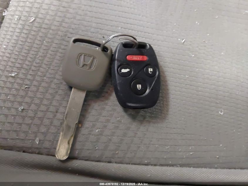 2012 Honda Pilot Lx VIN: 5FNYF4H21CB012890 Lot: 43978192