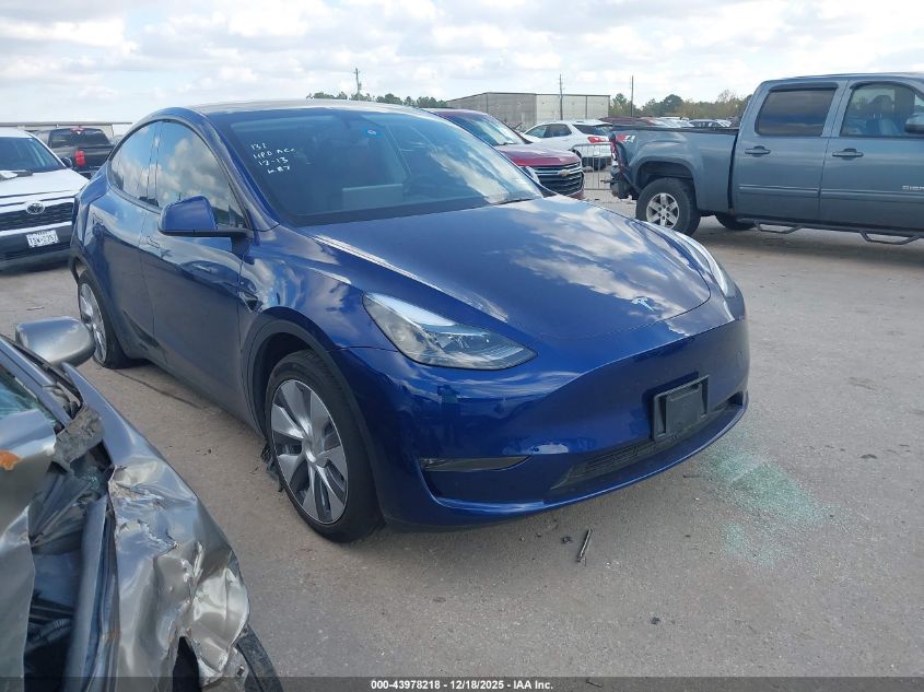 2023 Tesla Model Y Awd/Long Range Dual Motor All-Wheel Drive VIN: 7SAYGDEE8PA171567 Lot: 43978218