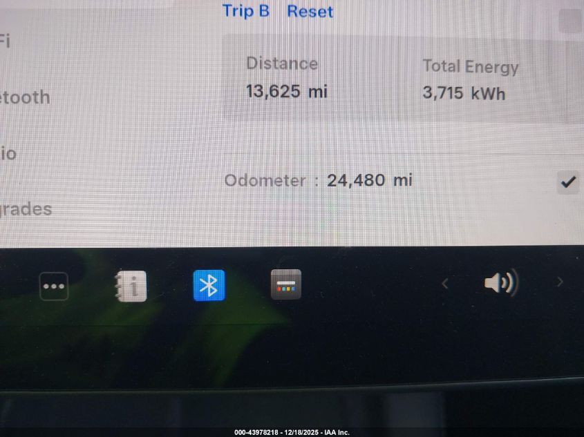 2023 Tesla Model Y Awd/Long Range Dual Motor All-Wheel Drive VIN: 7SAYGDEE8PA171567 Lot: 43978218