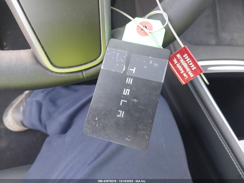 2023 Tesla Model Y Awd/Long Range Dual Motor All-Wheel Drive VIN: 7SAYGDEE8PA171567 Lot: 43978218