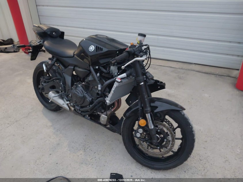 JYARM38E9SA015991 2025 Yamaha Yzfr7 auction photo 1