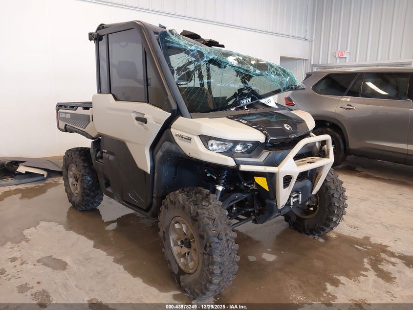 2024 Can-Am Defender Limited Cab Hd10