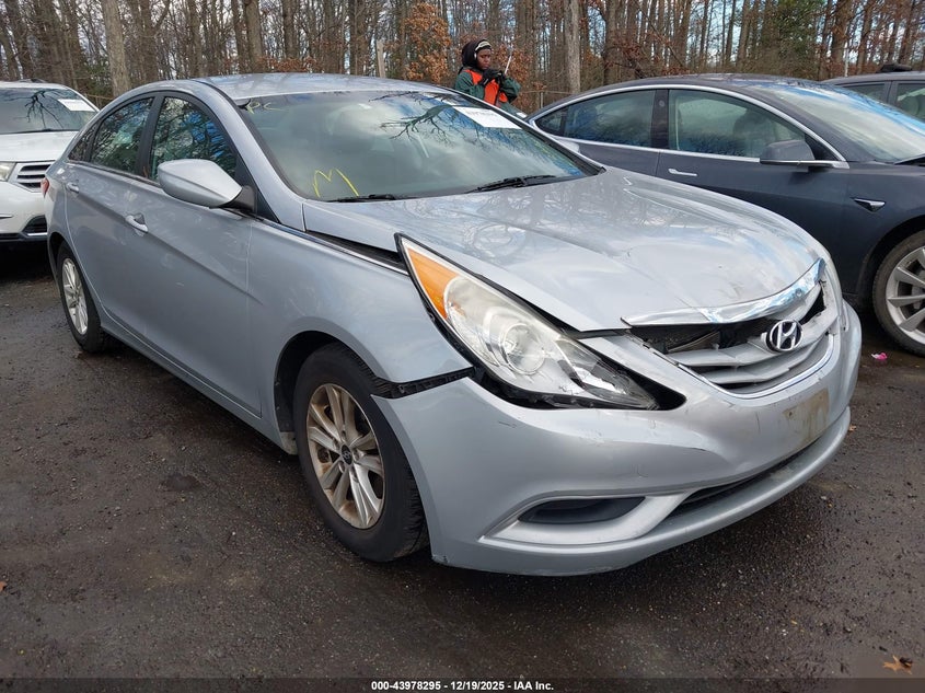 5NPEB4AC6DH764282 2013 Hyundai Sonata Gls auction photo 1