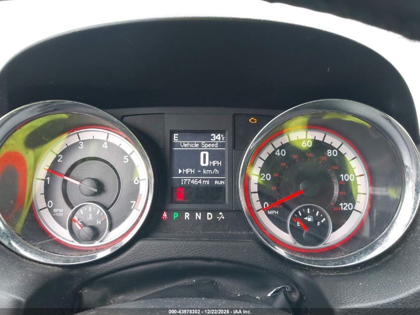 2014 Dodge Grand Caravan R/T VIN: 2C4RDGEG2ER109843 Lot: 43978302